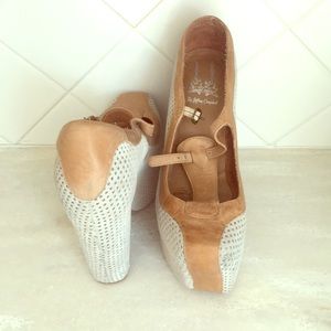 Jeffrey Campbell & LF limited addition 6.5 shoes